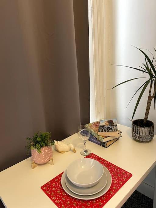 Nice Flat In Heart Of Londra Dış mekan fotoğraf
