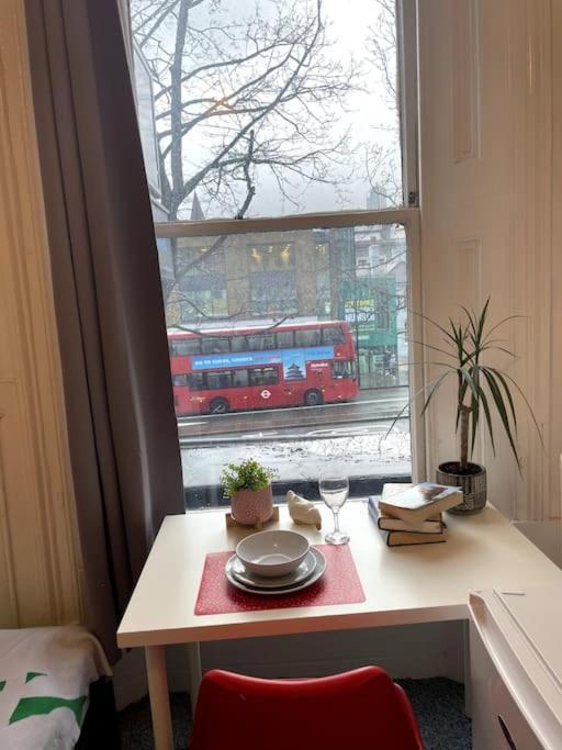 Nice Flat In Heart Of Londra Dış mekan fotoğraf